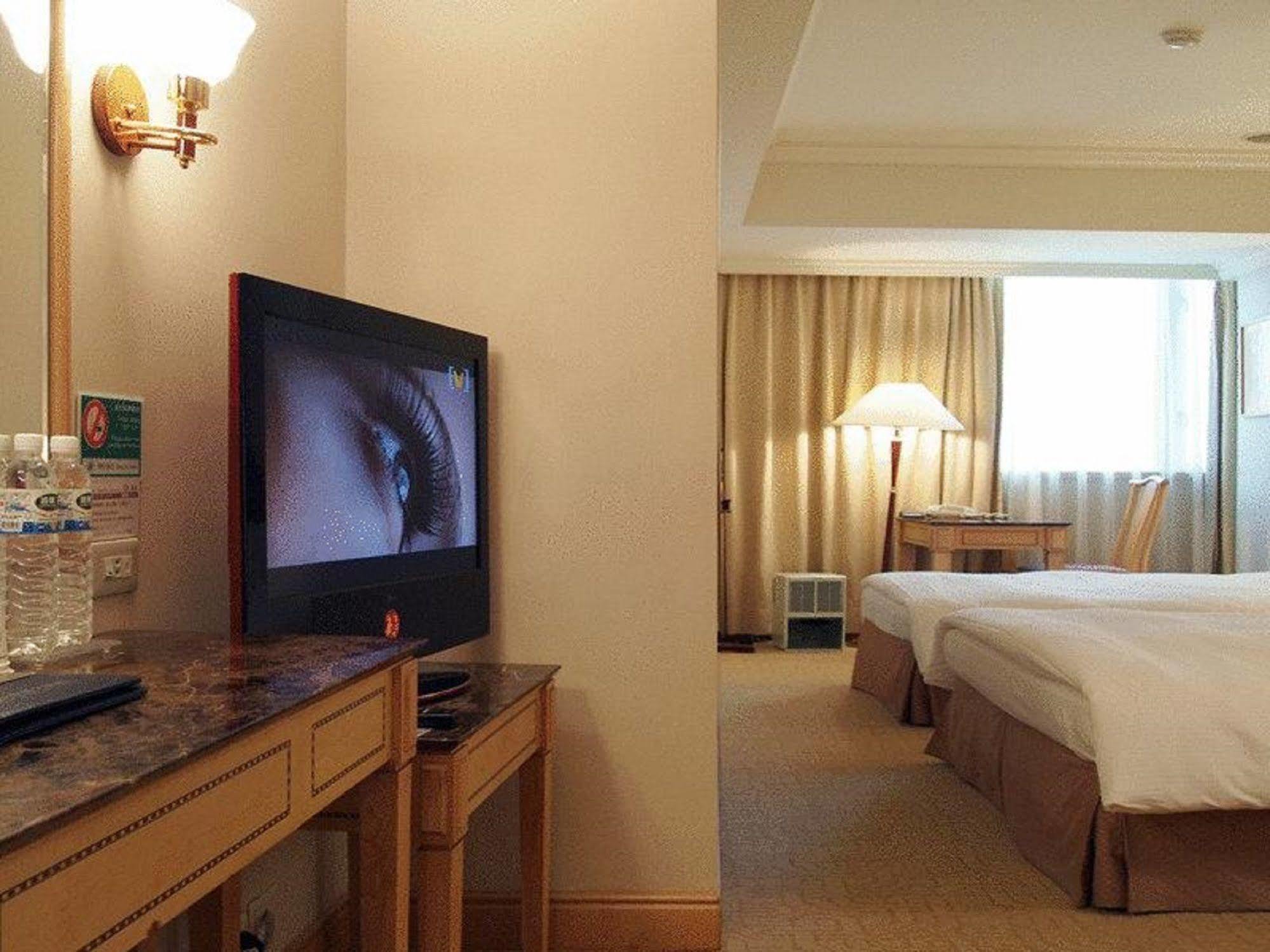 Dong Wu Hotel Taipei Eksteriør bilde